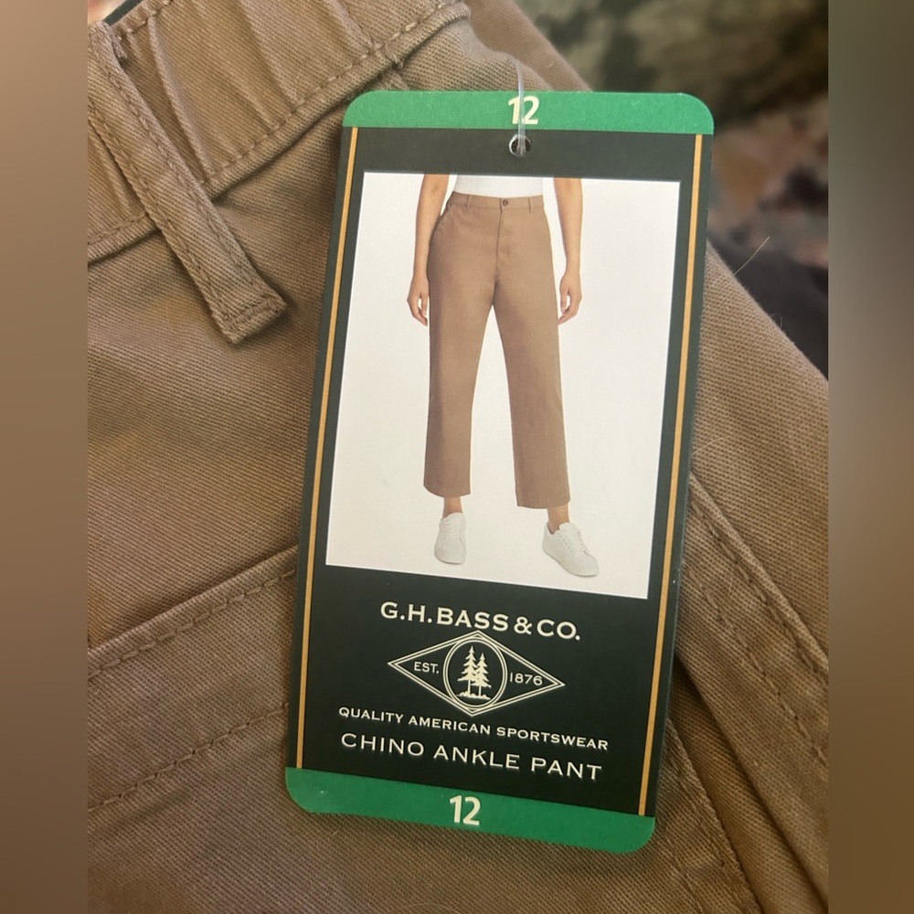 G.H. Bass & Co. Chino Ankle Pants in Tan - NWT Sz 12 - Picture 4 of 4
